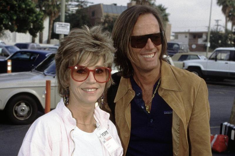 Actors Peter Fonda and Jane Fonda Rally Voters to Vote Actors Peter Fonda and Jane Fonda Rally Voters to Vote
