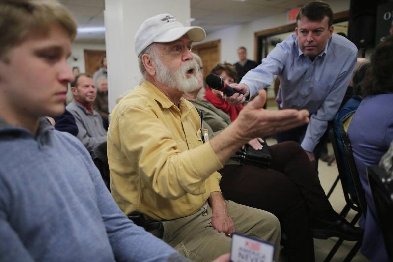 John Kasich Holds Town Hall At American Legion Post In NH