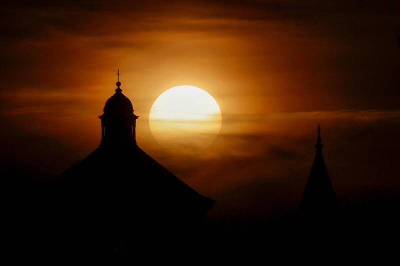 GERMANY-WEATHER-SUNSET