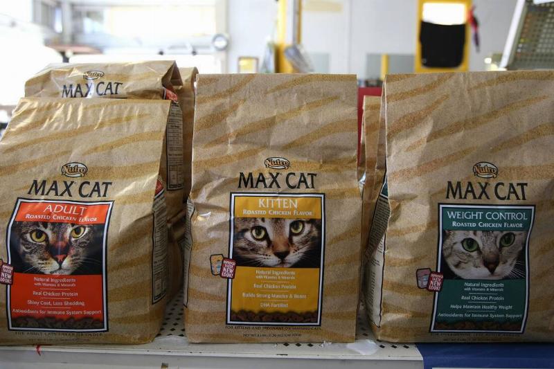 Major Pet Food Manufacturer Nutro Products, Recalls Its Dried Cat Food Major Pet Food Manufacturer Nutro Products, Recalls Its Dried Cat Food