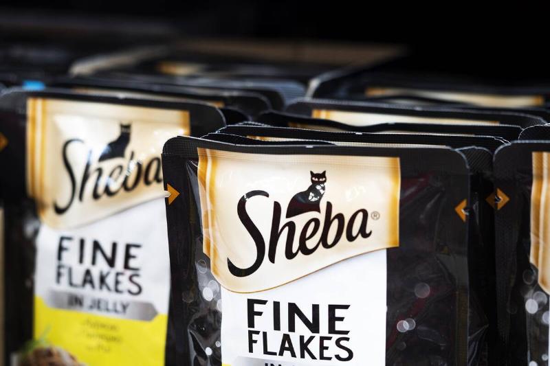 Sheba Fine Flakes, Cat food seen displayed in a store... Sheba Fine Flakes, Cat food seen displayed in a store...