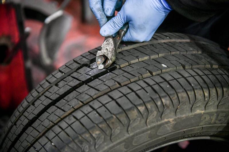 Car Tyre Stock Car Tyre Stock