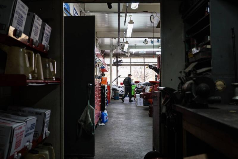 Supply Chain Disruptions Slow Car Repairs As Garages Struggle To Get Parts Supply Chain Disruptions Slow Car Repairs As Garages Struggle To Get Parts