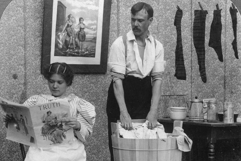 'The New Woman, Wash Day'.Artist: American Stereoscopic Company 'The New Woman, Wash Day'.Artist: American Stereoscopic Company