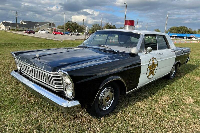 1966-ford-galaxie-500-police 1966-ford-galaxie-500-police