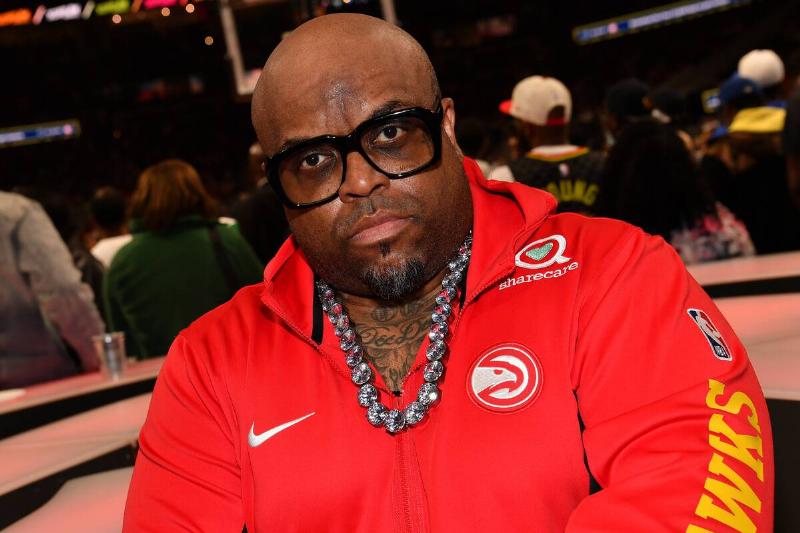 Celebrities Attend Boston Celtics v Atlanta Hawks Celebrities Attend Boston Celtics v Atlanta Hawks