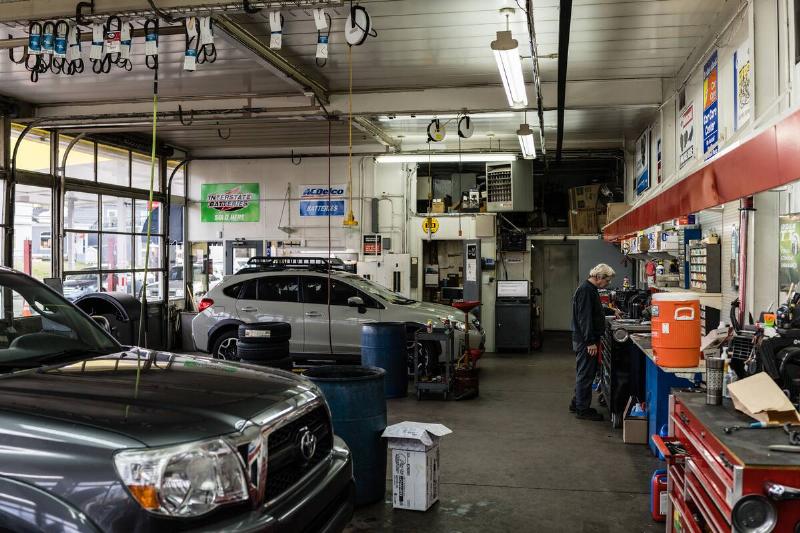 Supply Chain Disruptions Slow Car Repairs As Garages Struggle To Get Parts Supply Chain Disruptions Slow Car Repairs As Garages Struggle To Get Parts