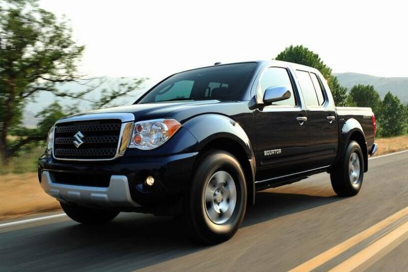 2012-Suzuki-Equator-front-three-quarter-in-motion 2012-Suzuki-Equator-front-three-quarter-in-motion