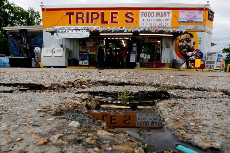 Baton Rouge Tense As DOJ Prepares To Announce Findings In Alton Sterling Case