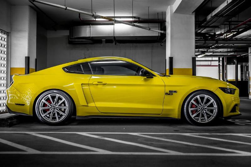 The Roush Mustang... The Roush Mustang...
