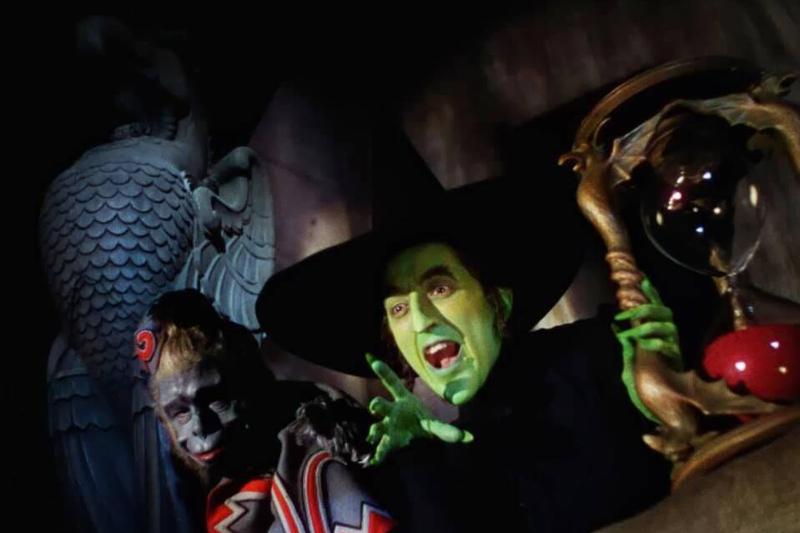 the-wizard-of-oz_XeqaUn the-wizard-of-oz_XeqaUn