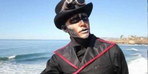 Steam Powered Giraffe – Honeybee