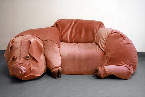 The pig couch even smells of bacon, naturally.