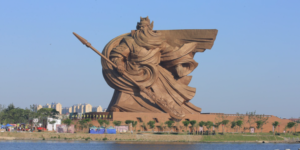 One+of+the+largest+statues+in+China%2C+The+God+of+War%2C+Guan+Yu