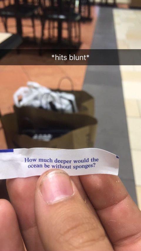 *hits blunt*