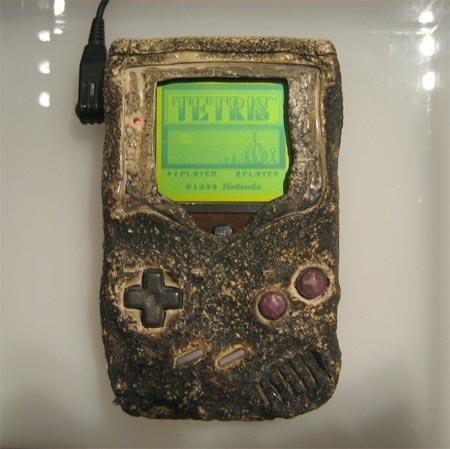 A Gameboy that survived a barracks bombing during the Gulf War