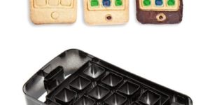 IPhone Cake Pan.