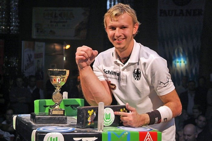 Matthias Schlitte - Arm Wrestler... yeah right...