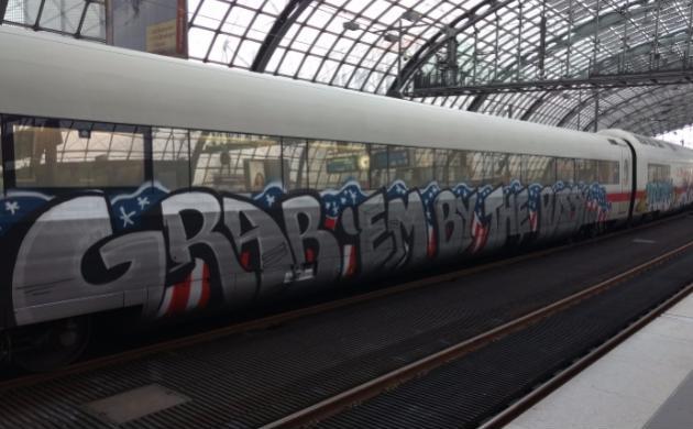 Germany pays homage to the US president-elect (train in Berlin Central Station)