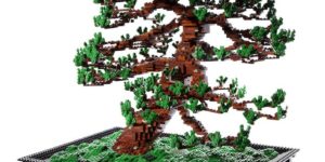 LEGO bonsai tree by Makoto Azuma