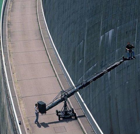 The counterweight seems light compared to the size of his balls