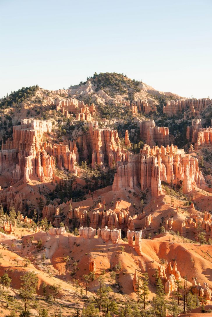 The hoodoos in Bryce Canyon