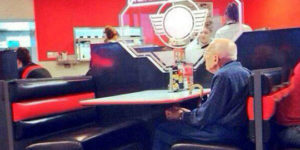 When I see an elderly person eating alone like this…
