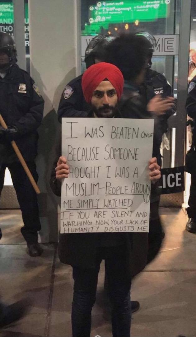 A Sikh protestor at JFK airport