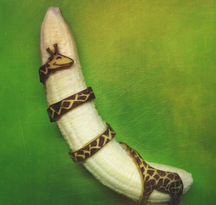 A bananagiraffe