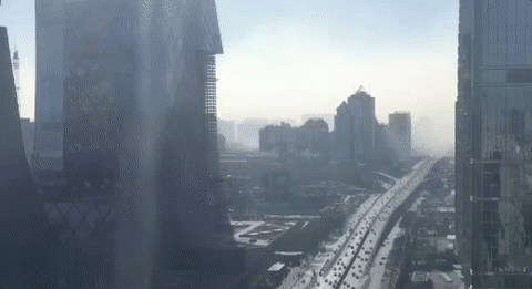 Timelaps of twenty minutes: smog taking over Beijing