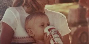 Mom showing off her parenting skills 1978