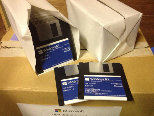 Windows 8.1 Disk 1 of 3711.