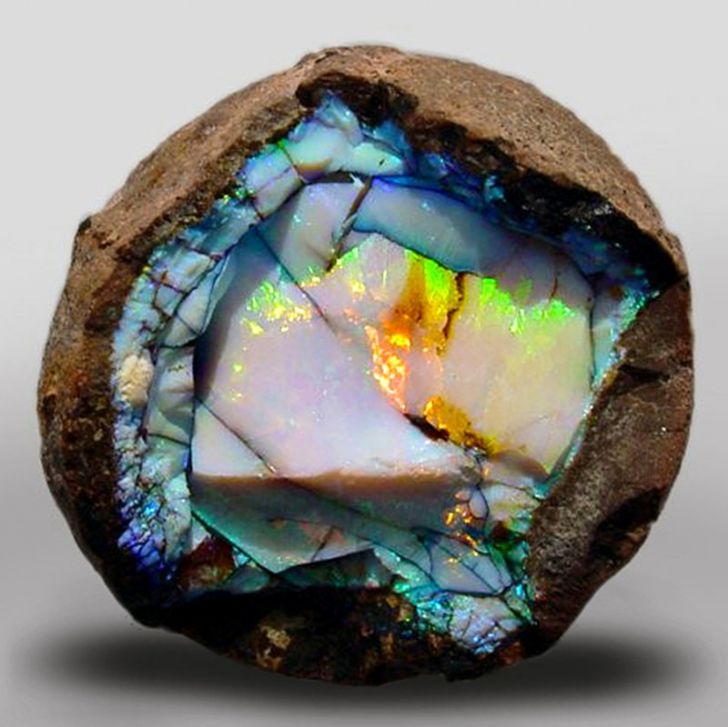 Natural opal