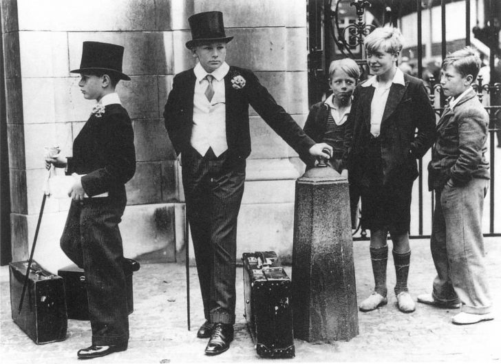 Toffs and Toughs - The famous photo by Jimmy Sime that illustrates the class divide in pre-war Britain, from 1937