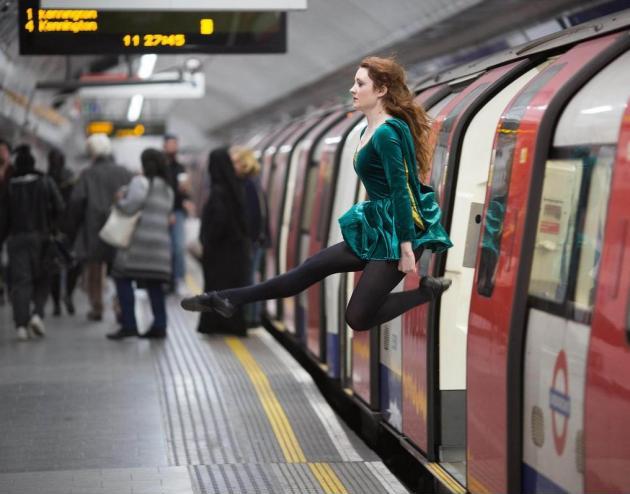 How Irish people travel in London.