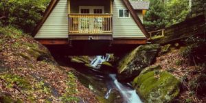 I could watch a waterfall from this balcony.