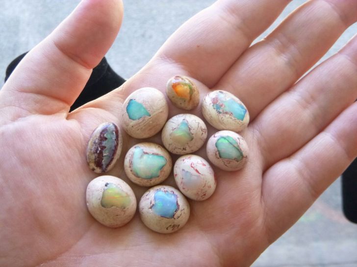 Opals that look like mini hatching dragon eggs.