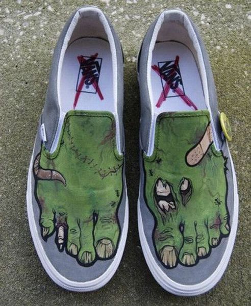 Zombie feets!