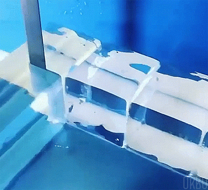 Satisfying ice cutting