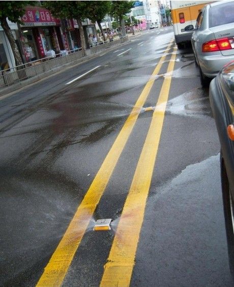 In Korea, streets clean themselves.