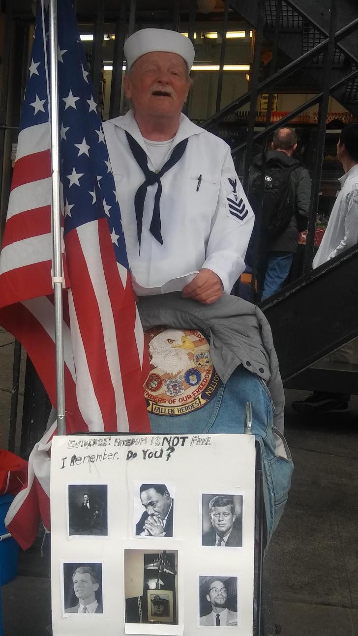 This old timer begging people not to forget democracies fallen heroes.