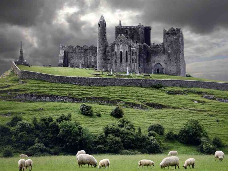 A castle in Ireland