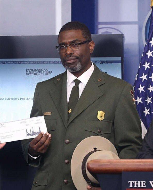 The Park Rangers face after getting Trump's first quarter earnings.