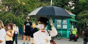Mary Poppins cosplay is period correct…