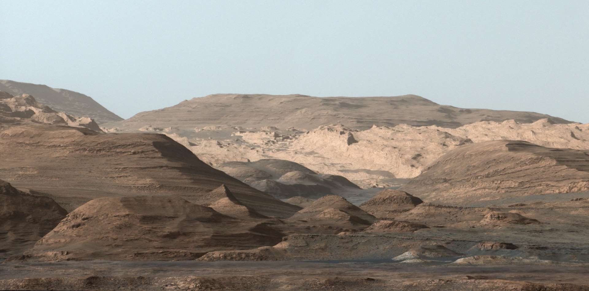 NASA photos from Mars make it feel not as... Martian.