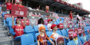 Best Taiwan baseball stadium is using mannequins and robots as fans for sports games.
