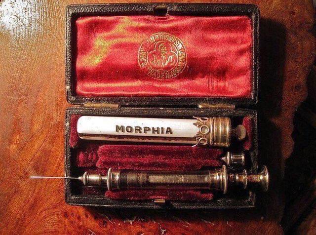 Victorian Morphine kit