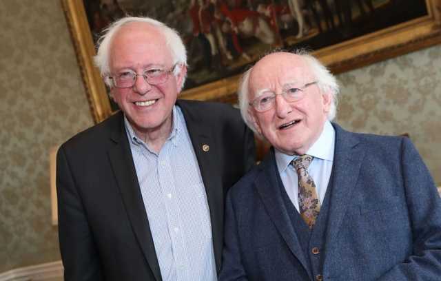 Bernie Sanders with a banker from Gringotts.