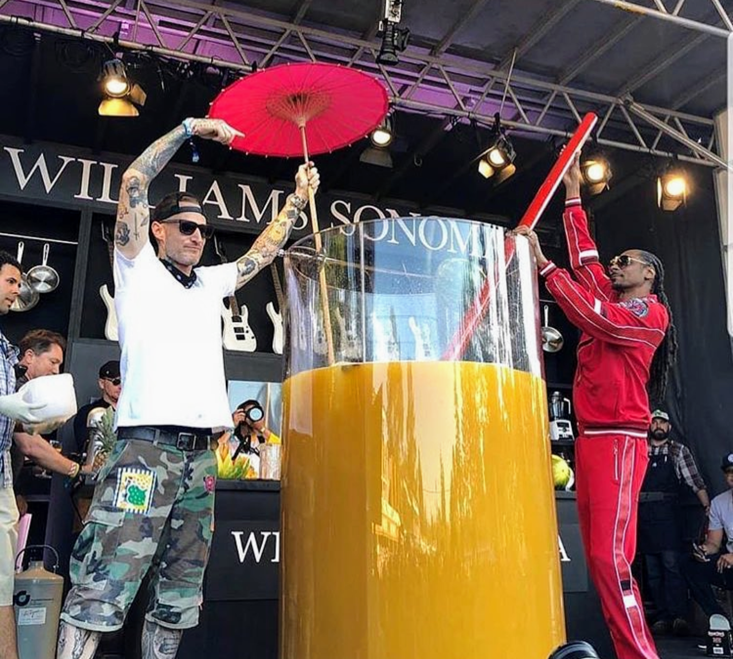 Snoop Dogg broke the Guinness World Record for largest gin and juice