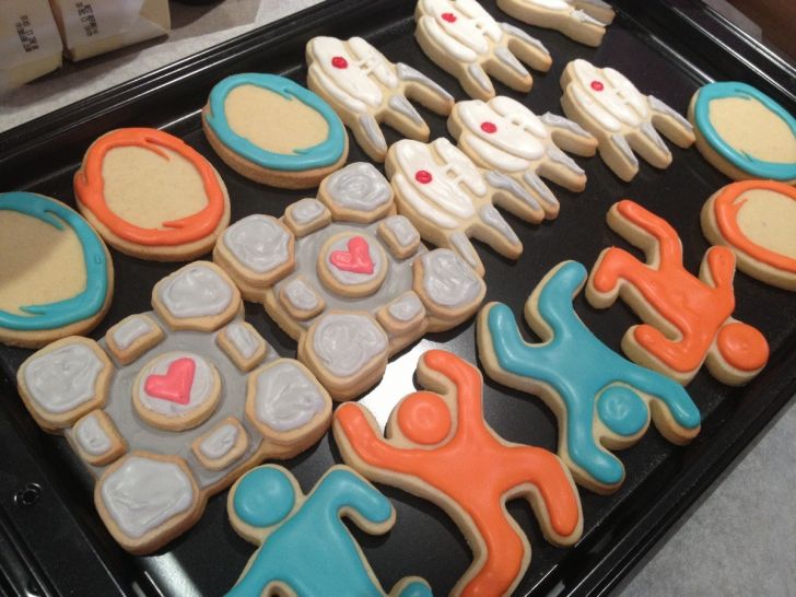 I baked some Portal cookies!